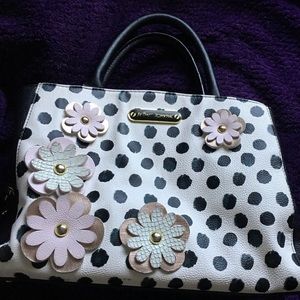 **SOLD SOLD SOLD SOLD**